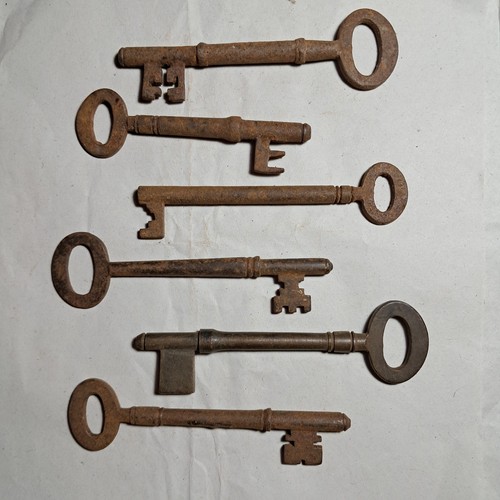 Vintage key bundle - bundle, worn