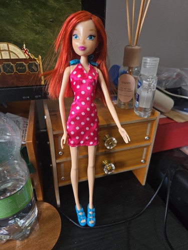 Winx club bloom doll jakks - bloom,