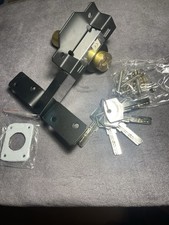 Gate Lock Copper Cylinder, Iron Body, 5 Copper Keys, New Boxed. 6 Inches. Throw.