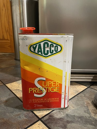Old oil can - oil,