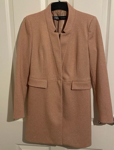 Zara inverted lapel - lapel, collar