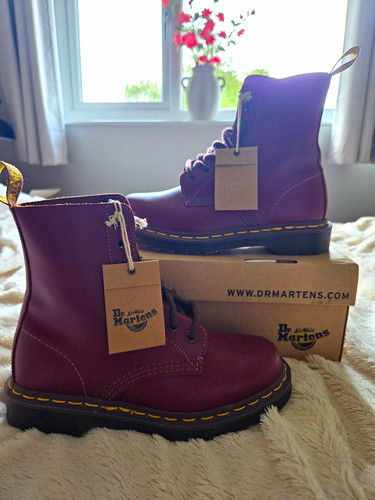 Martens 1460 made in - martens,