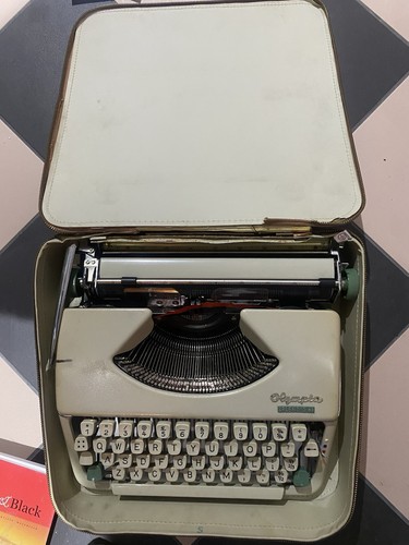 Olympia splendid vintage - olympia,