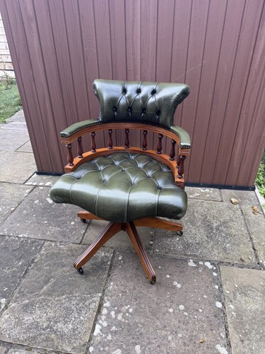Chesterfield green leather - green,