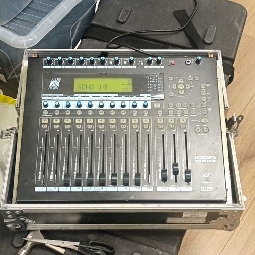 Allen heath dl1000 digital - allen,