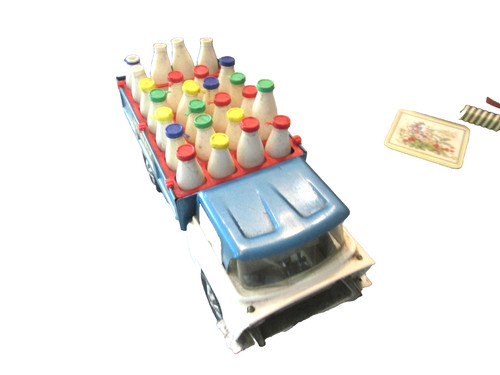 Triang way milk delivery - triang, hi-way
