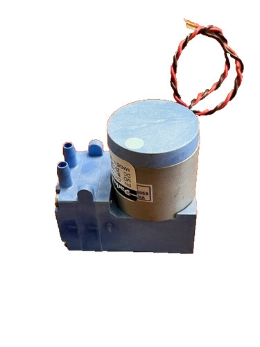 Door seal pressure pump - door, cessna