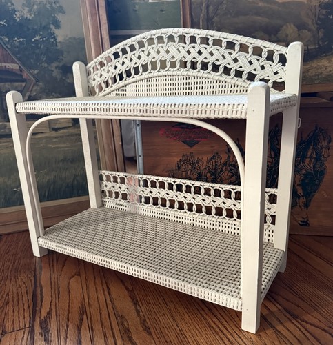 Vintage 80s shabby cottage - shabby,