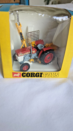 Corgi massey ferguson - corgi, 73