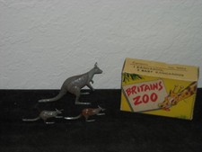 Vintage Britains Zoo No. 9004 Set Lead Toy Kangaroo and Two Babies w/ Orig. Box