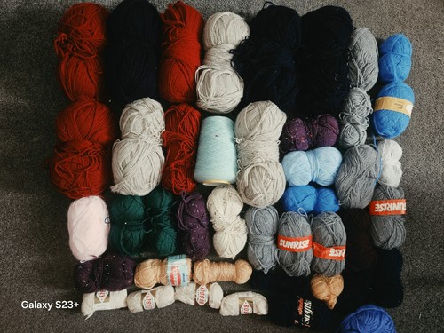 Rolls nitting wool some - rolls,