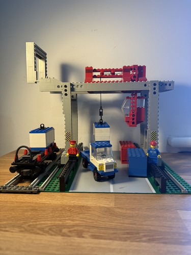 Lego trains container - lego, crane