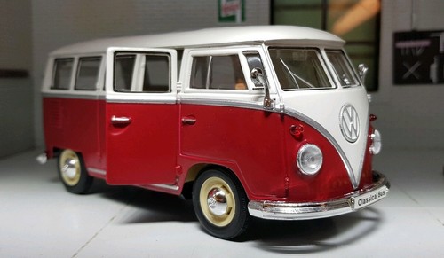 Red camper dormobile 1963 - red,