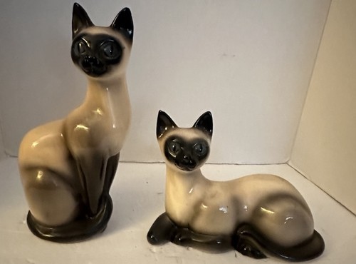 Pair porcelain siamese cats - pair,