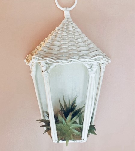 White wicker hanging - white,