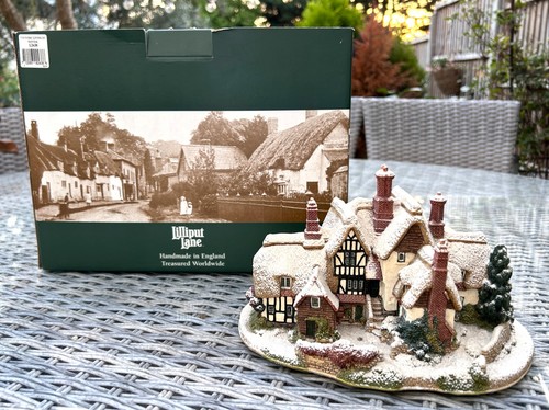 Lilliput lane country living - country,