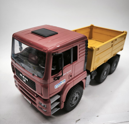 Red bruder man tga 440 - red,