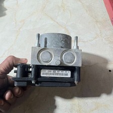 ABS PUMP CLIO RENAULT 2011 8200559749 GENUINE OEM