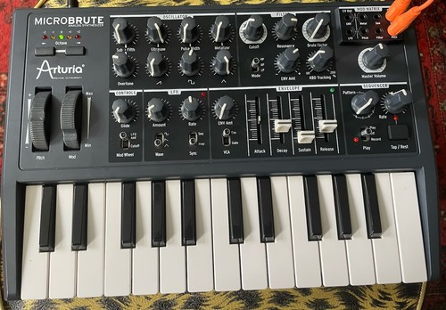 Arturia microbrute monophonic - arturia,