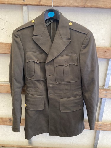 Ww2 officers uniform - us,