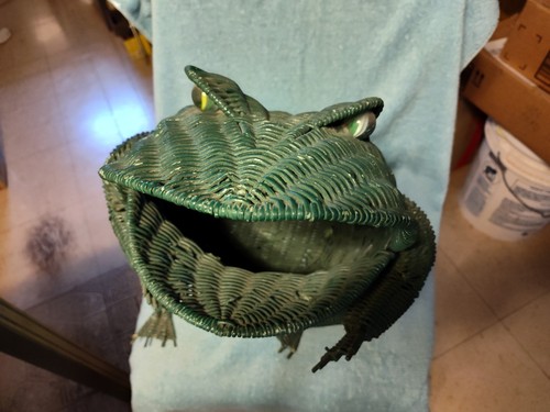 Vintage green wicker frog - vintage,