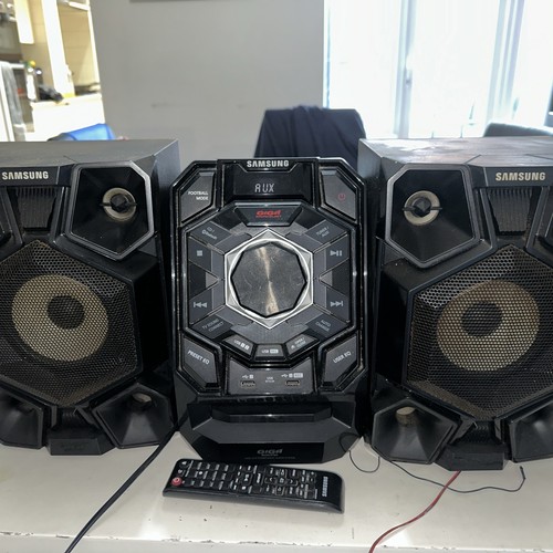 Samsung giga sound blast - giga,