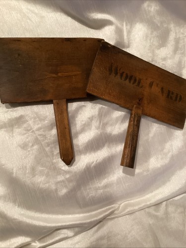 Set antique wool cards - 2,