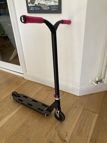 Custom made scooter had year - custom,
