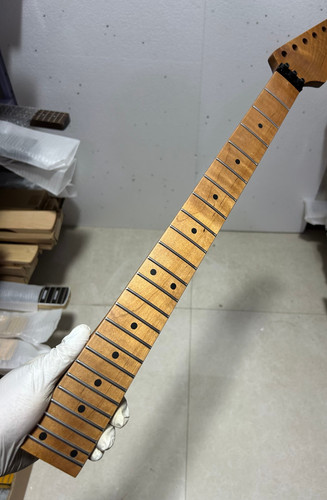 Fret locking nut - 24,