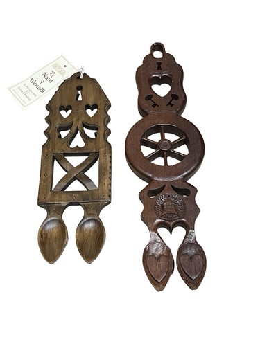 Vintage pair welsh - pair,