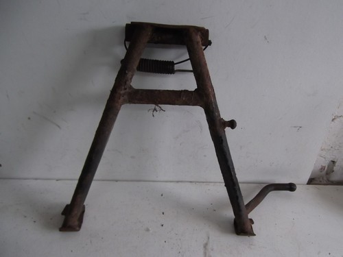 Suzuki gn125 centre stand - ,