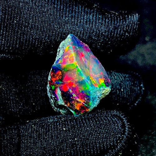 Black ethiopian opal - black,