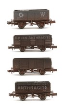 DAPOL 'N' GAUGE LOT OF 4 GWR/PRIVATE OWNER 7 PLANK/20T MINERAL WAGONS *WEATHERED