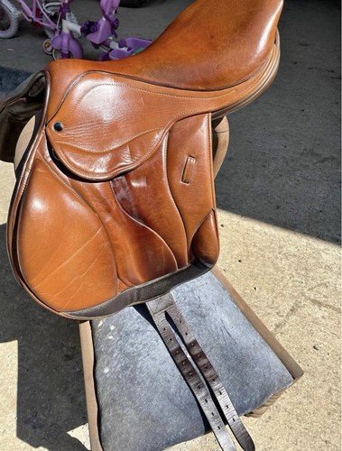 Quatro monoflap jump saddle - monoflap,
