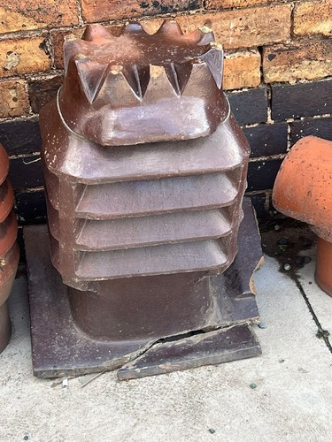 Glazed ventilated crown top - crown,