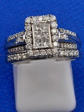 H Samuel 9 Ct White Gold 0.66