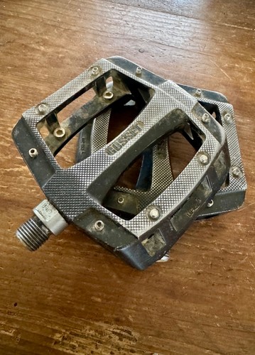 Gusset slim jim flat - slim, pedals