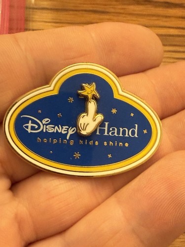 Disney pin cast lanyard - cast,