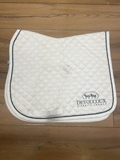 Full Devoucoux White Straight Cut WH / Showing Numnah Saddle Pad