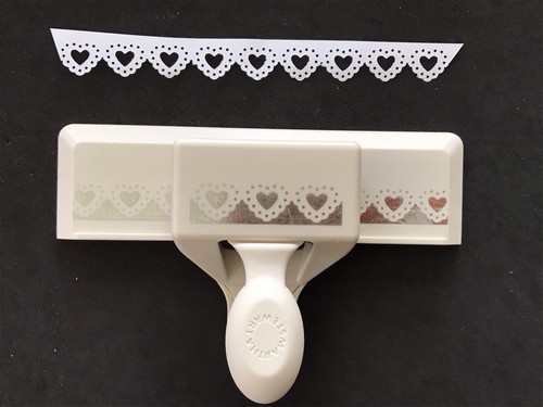 Lace heart edge border martha - lace,