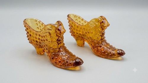 Vintage pair fenton - pair,