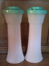 Tupperware Large Hourglass