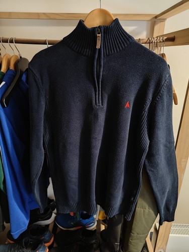 Musto sailing top - size, large.