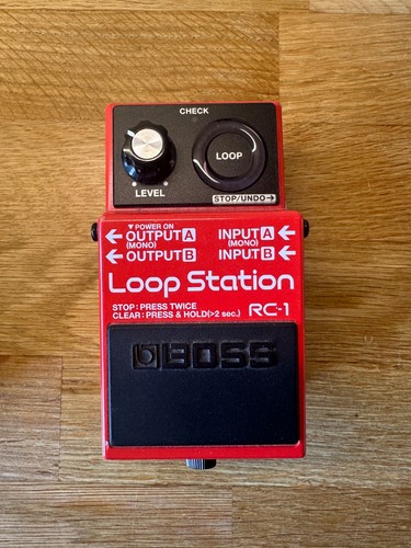 Boss loop station - rc-1,