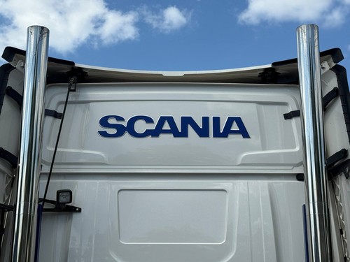 Compatible rear cab vinyl - rear,