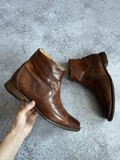 Oliver Sweeney Lessona Brown