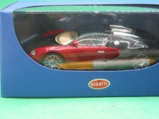 auto art 1/32nd slot  13291 BUGATTI VEYRON SHOW CAR 2001  BLACK RED  BNIB