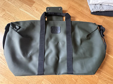 SILO APPLE TV RAINS BAG LOGO