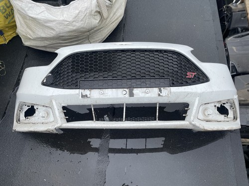 Fiesta front bunper in - fiesta,