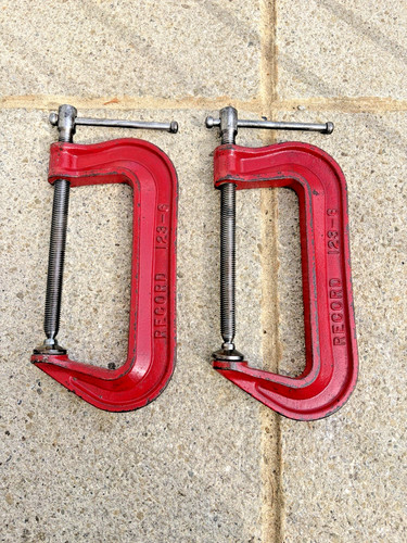 Pair record red - of,